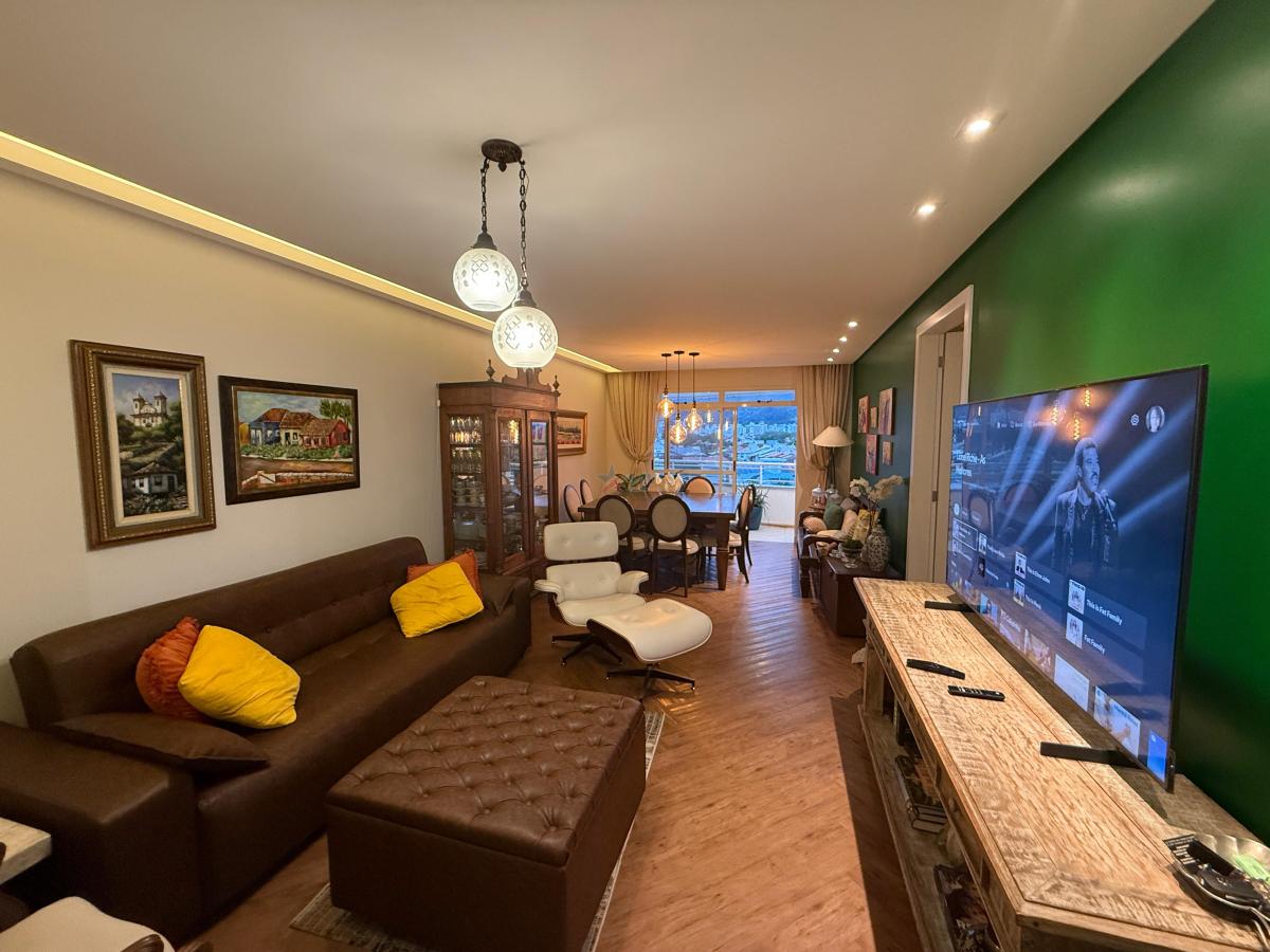 AMPLO 3 DORMITÓRIOS - 2 VAGAS - ÁREA DE LAZER