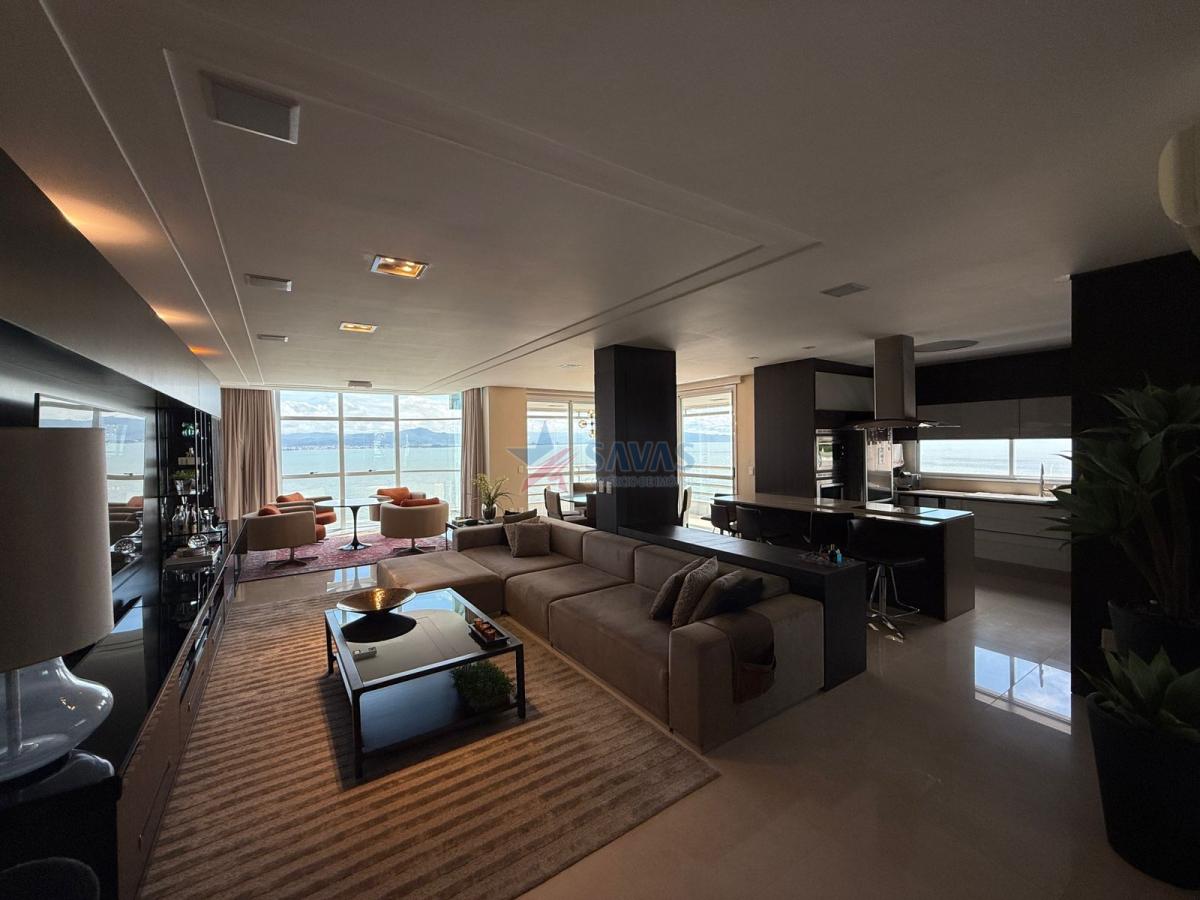 FINÍSSIMO 4 SUITES - 3 VAGAS - FRENTE MAR