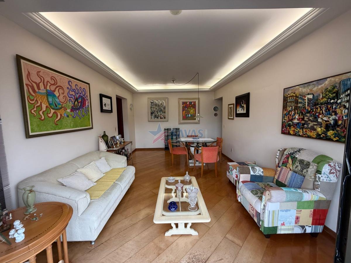 ESPAÇOSO APTO DE 03 DORMITÓRIOS