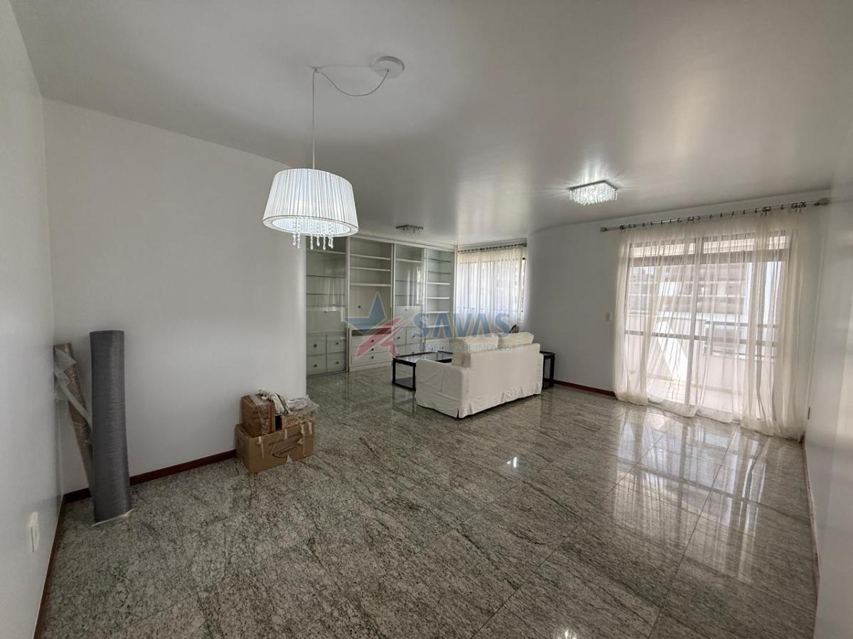 ESPAÇOSO APTO 4 DORMITÓRIOS - 2 VAGAS  - JUNTO AO CATARINENSE