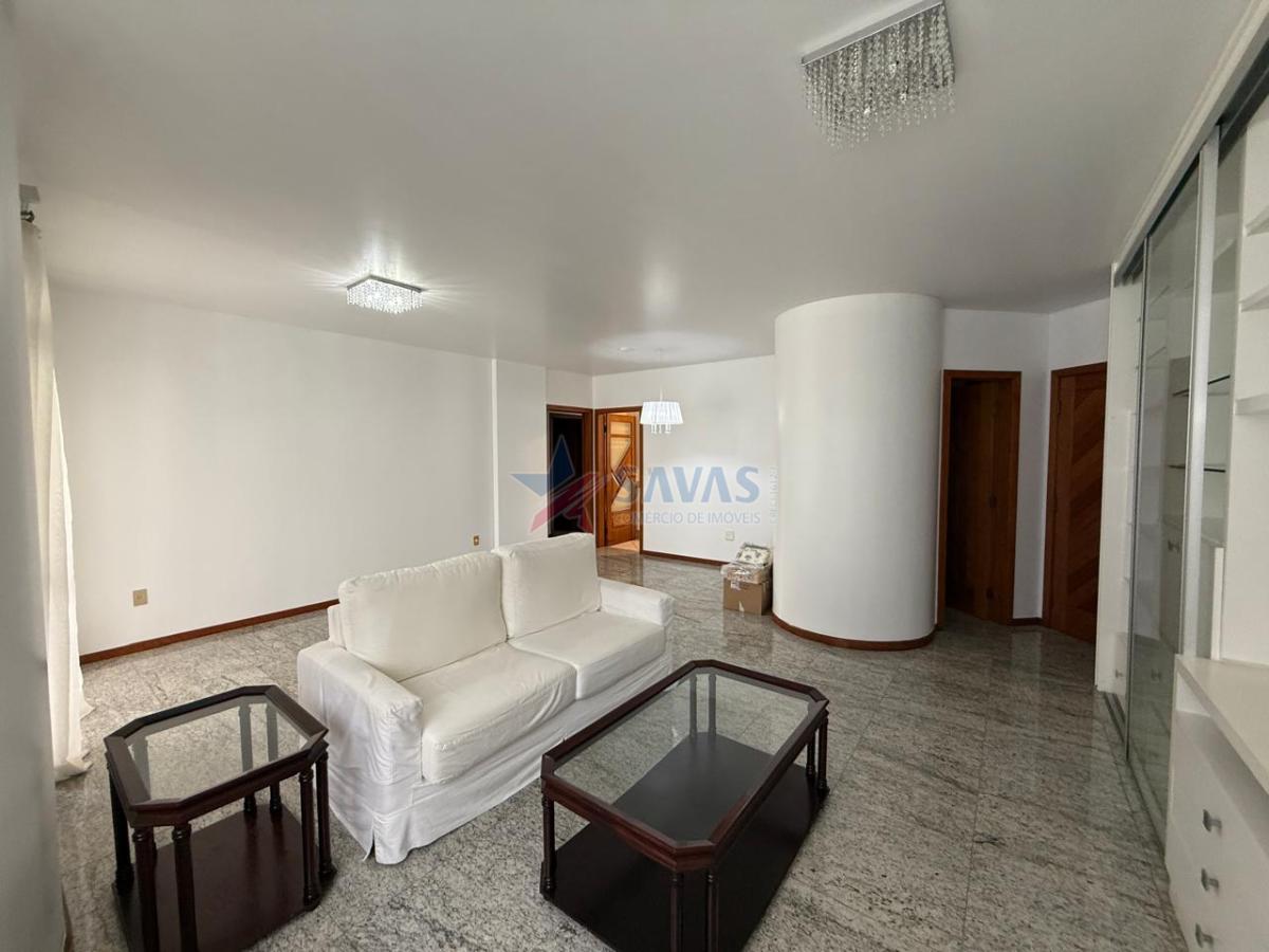 ESPAÇOSO APTO 4 DORMITÓRIOS - 2 VAGAS  - JUNTO AO CATARINENSE