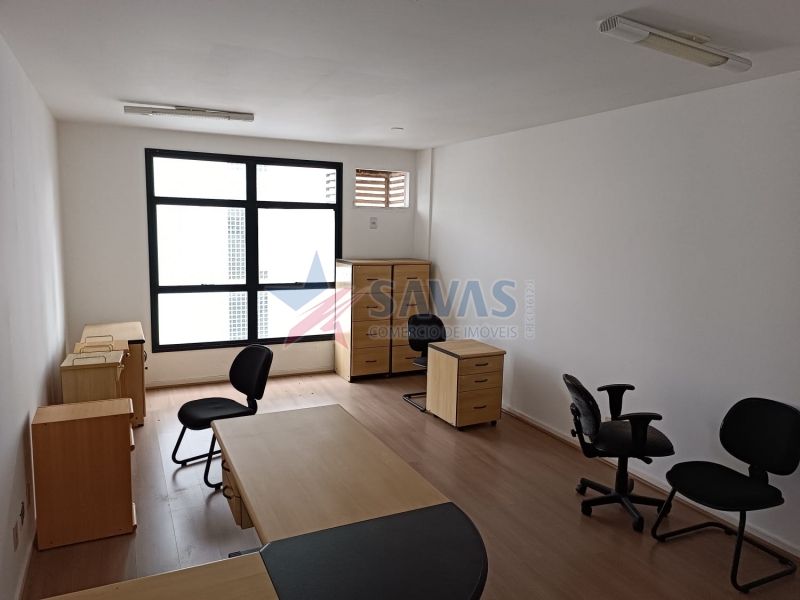 EXCELENTE SALA COMERCIAL